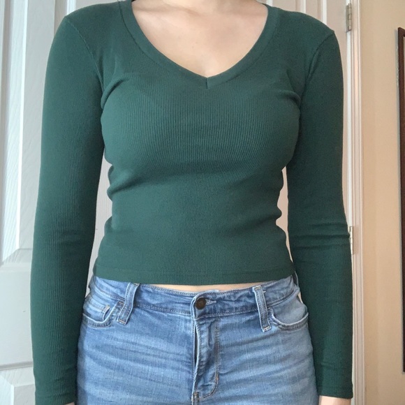 Brandy Melville Long Sleeve Vneck 